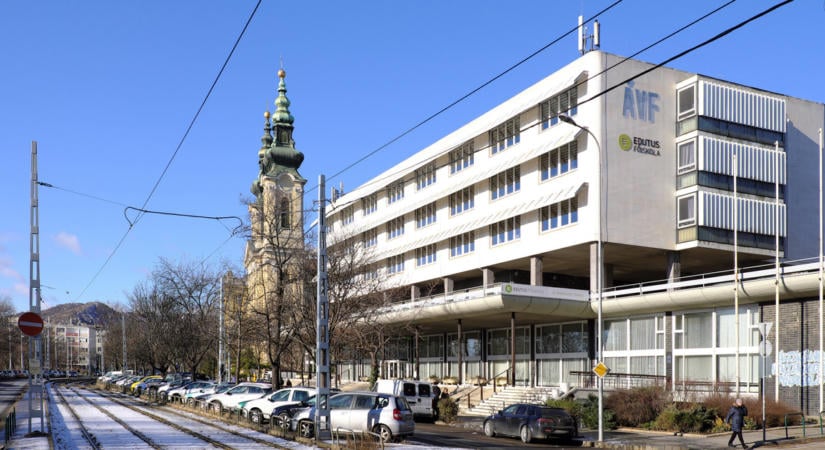 Ideiglenes műemléki védelmet kapott a Villányi úti volt MSZMP-pártiskola
