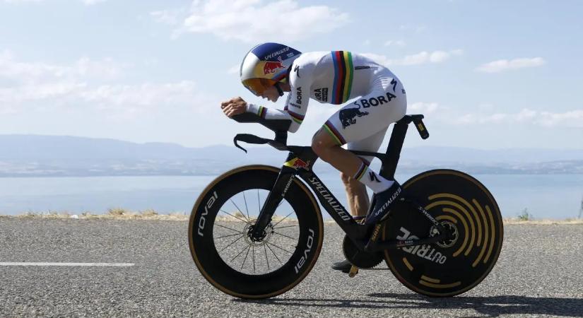 Remco Evenepoel nyerte a Tour de France időfutamát