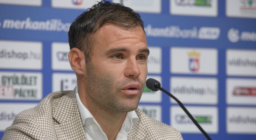 Megérkezett Nikolics Nemanja aranycipője a Magyar Nemzeti Múzeumba (videó)