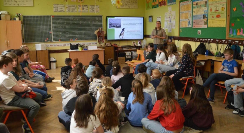 Figyeljen a határidőre, október 20-ig lehet igényelni a beiskolázási támogatást