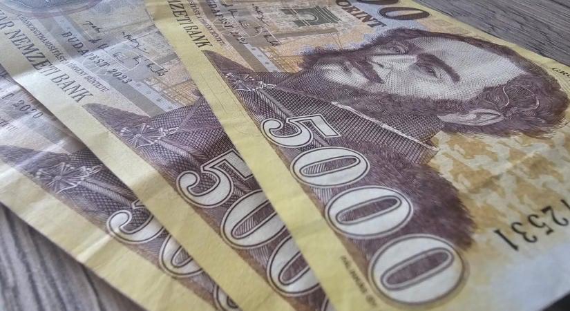 Döntött a kormány: nincs többé kamarai hozzájárulás