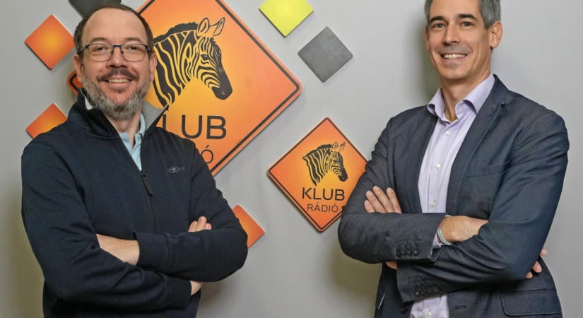 Egy pohár megfogását is meg kell tanulniuk a jövő robotjainak