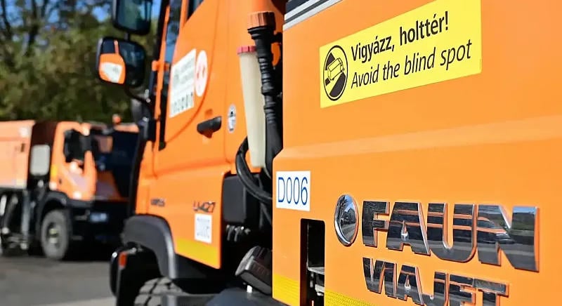 Fontos figyelmeztetést kaptak a fővárosi munkagépek