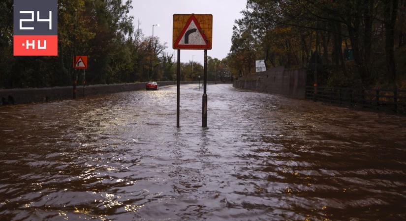 Hatalmas vihar csapott le az Ír-szigetre, több ezer háztartásban nincs áram