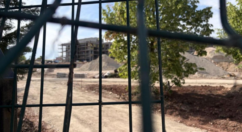 Bóka István válaszolt: ennyibe kerül a városnak a megígért közpark