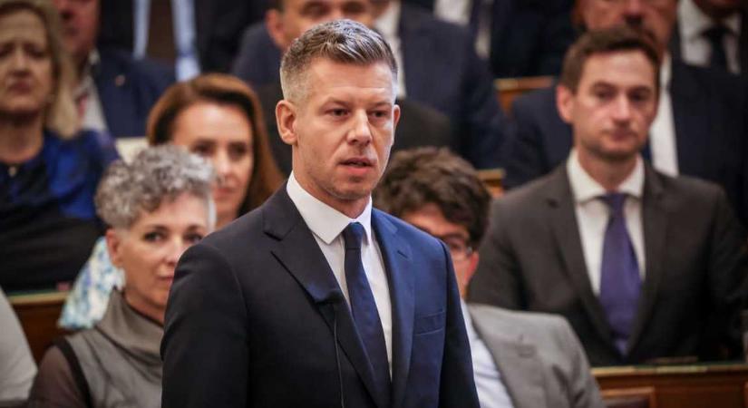 Magyar Péter rendkívüli intézkedést jelentett be: hétfőtől home office a közszférában a hőség miatt