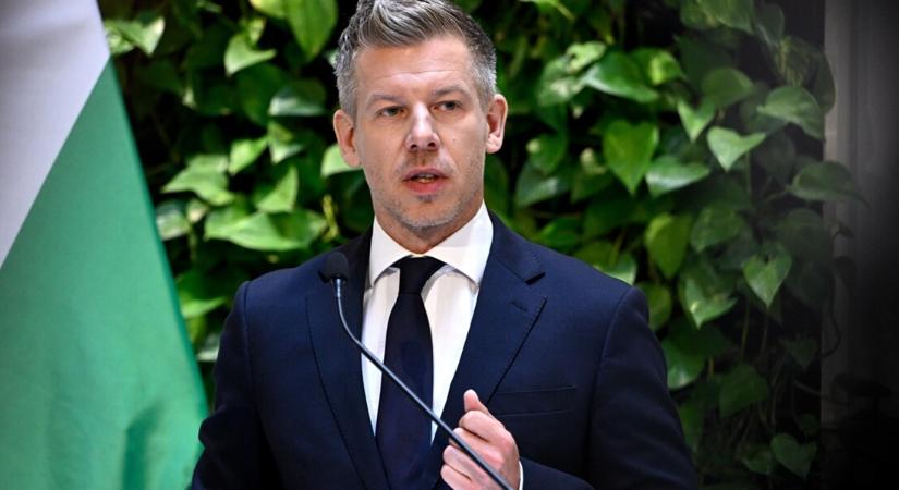 Jó hírt közölt Magyar Péter: áfamentesek lesznek a vényköteles gyógyszerek
