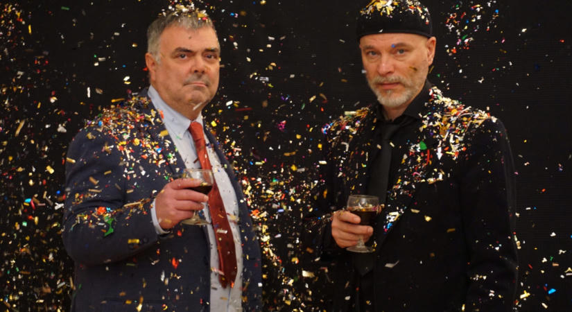 Félrehallások és kikacsintások