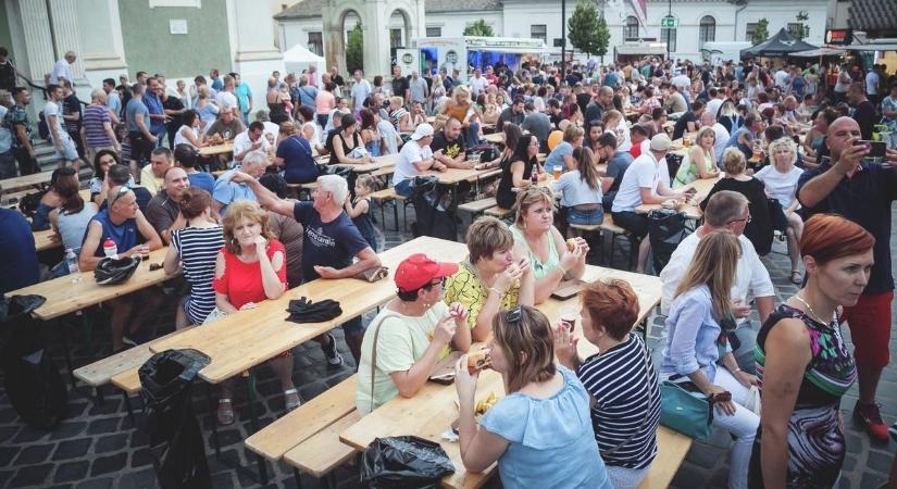 Még ki sem hűltek a halfőző bográcsok, máris jön a következő óriási gasztrofesztivál Baján