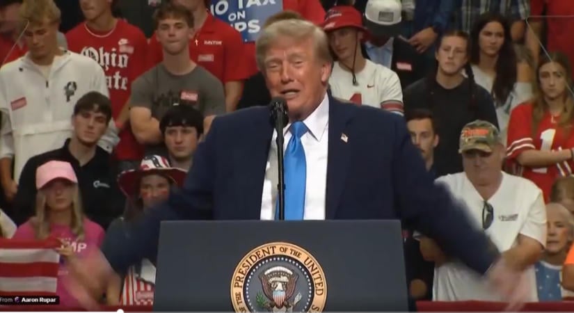 Trump szerint a demokratákat a gyógyszergyárak „birtokolták”