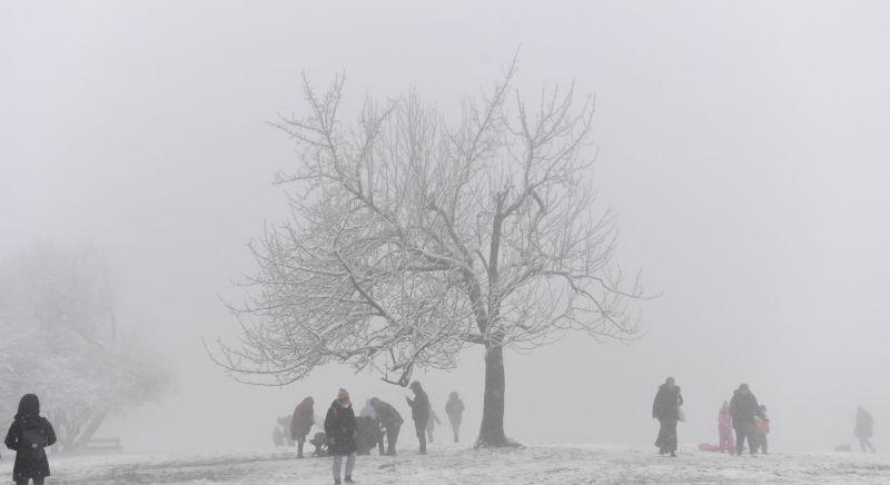 A piros riasztást is kiadhatja a meteorológiai szolgálat, ha tovább durvul a helyzet
