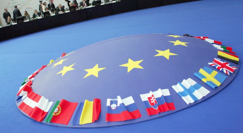 Szlovénia és Olaszország gyorsabb uniós bővítést sürget