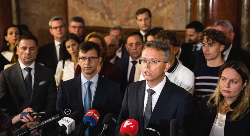 Hankó Balázs nem adja vissza a mandátumát
