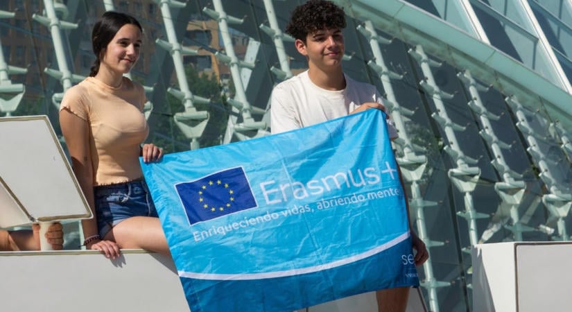 Átalakítaná az Erasmus programot az EP, nagyobb ösztöndíjakat és több résztvevőt szeretnének