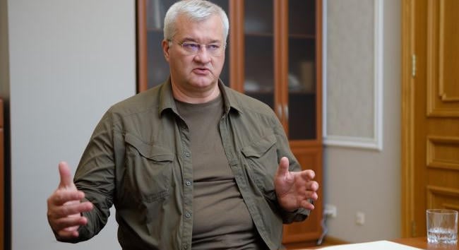 Szibiha szerint az Orosz Házak kémközpontok, ezért be kell zárni őket világszerte