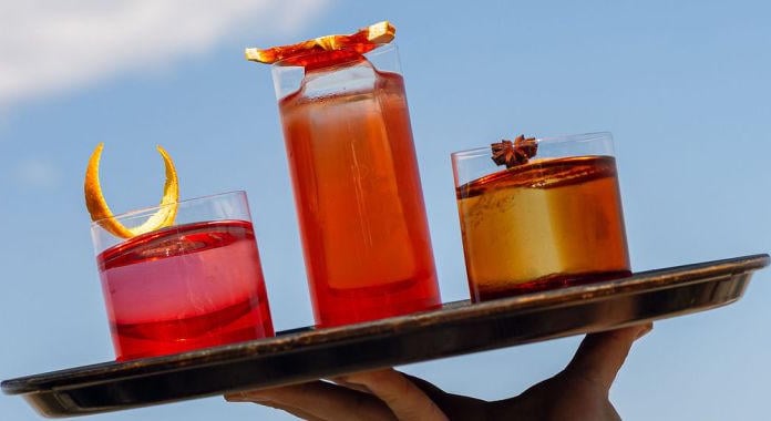 Még mindig az Aperol a nyár slágere? Így koktéloztunk idén nyáron Budapest felett