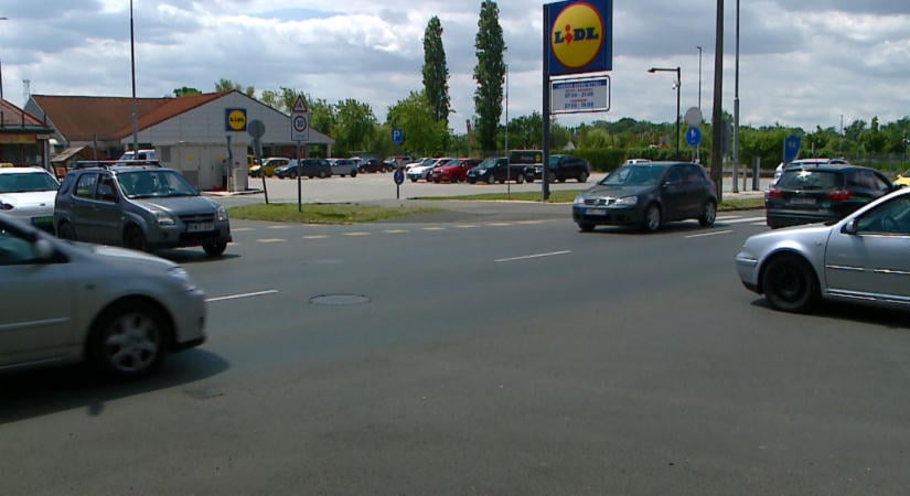 Hétfőn nekilátnak a Lidl előtti körforgalom építésének