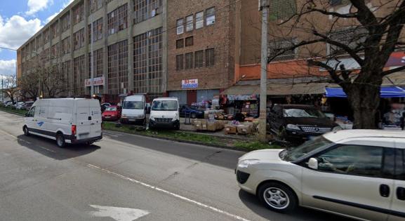 Hatalmas luxusmárka hamisítvány raktárt találtak a józsefvárosi kínai piacon