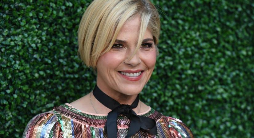 Aranyos, fiával közös képet osztott meg Selma Blair – A színésznő gyereke már 14 éves