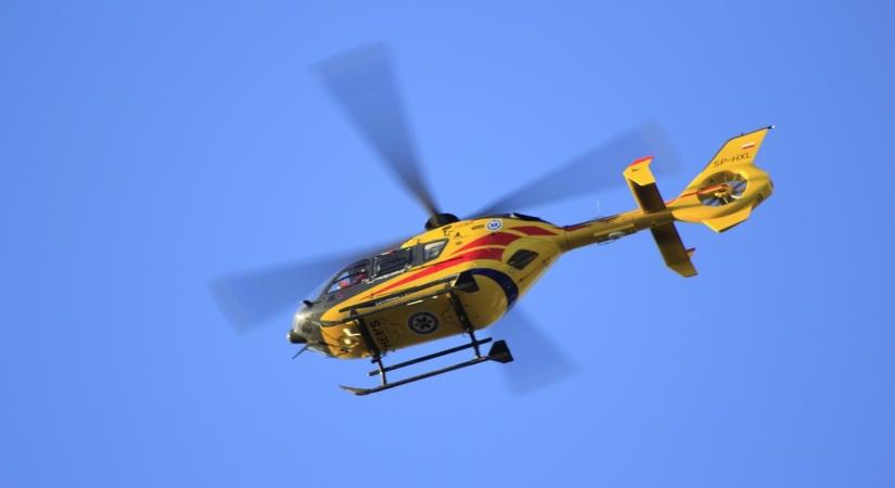 Mentőhelikopter vitte el a kútvölgyi baleset sérültjét