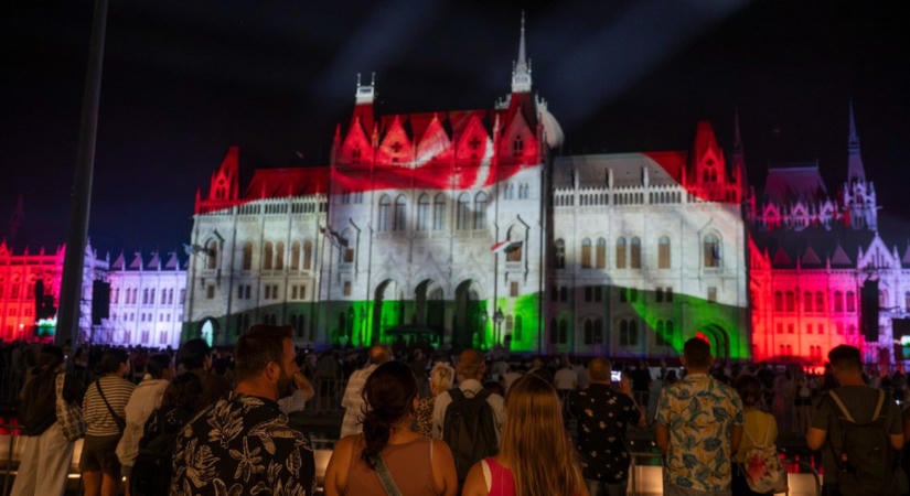 Nem találtak bizonyítékot az előre eldöntött győztesre, de súlyos hiányosságokat igen az augusztus 20-i közbeszerzésnél