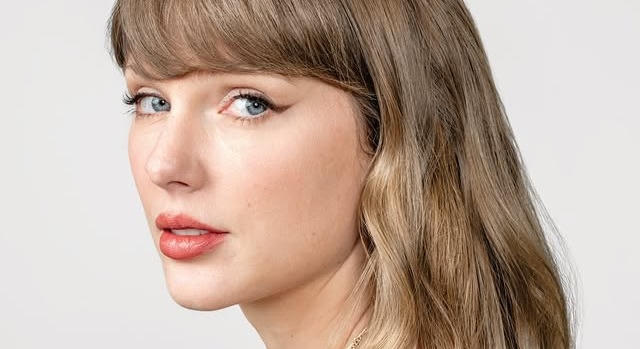 "Nélküle a világ nem tűnik valóságosnak" - Taylor Swift megrendülten búcsúzott Dolly Partontól
