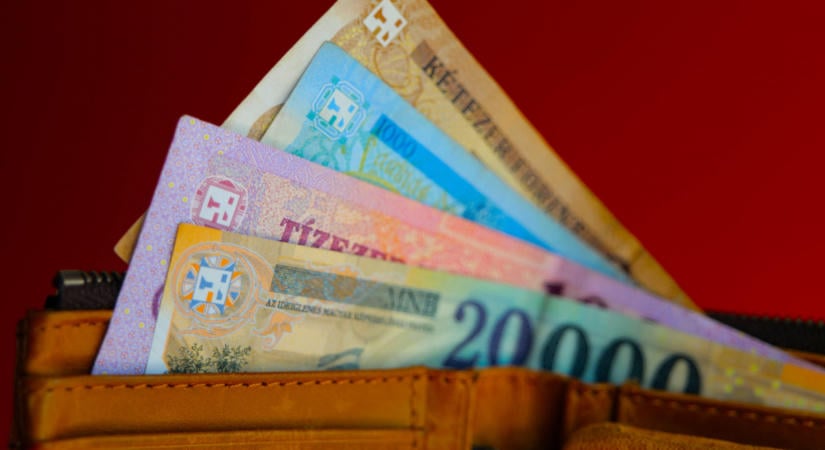 Már ma megérkezhet a 20 ezer forint – kiderült, kik kapják meg elsőként