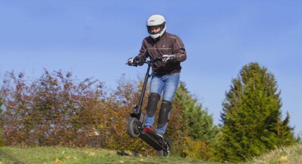 Egekbe szökött a rollerbalesetek száma, nagyon sok gyerek és fiatal sérült meg