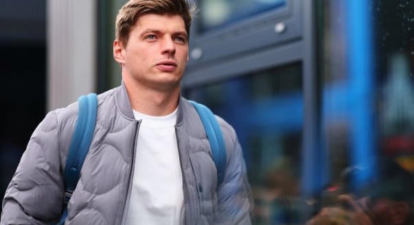 „Közelebb voltam a visszavonuláshoz, mint a csapatváltáshoz” – Verstappen
