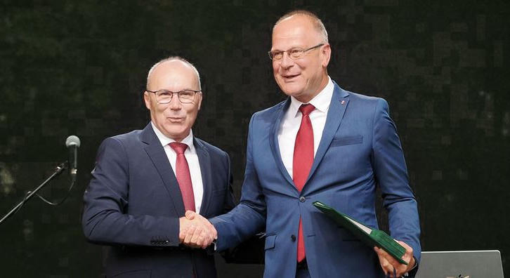 SZUBJEKTÍV – Párbeszéd dr. Navracsics Tiborral?