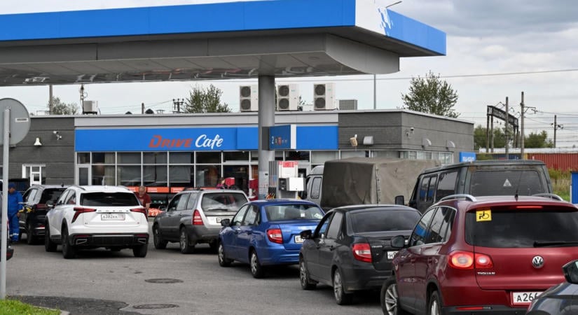 30 literes vásárlási limitet vezetnek be a benzinkutakon Szentpétervár környékén