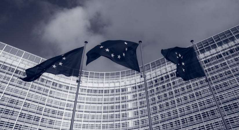 Szigorú átláthatósági kötelezettségeket ró az EU a terápiás AI-rendszerekre
