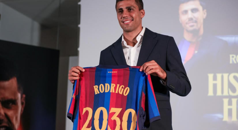 Ezt nem így tervezték Barcelonában: balhé Rodri bemutatásán!