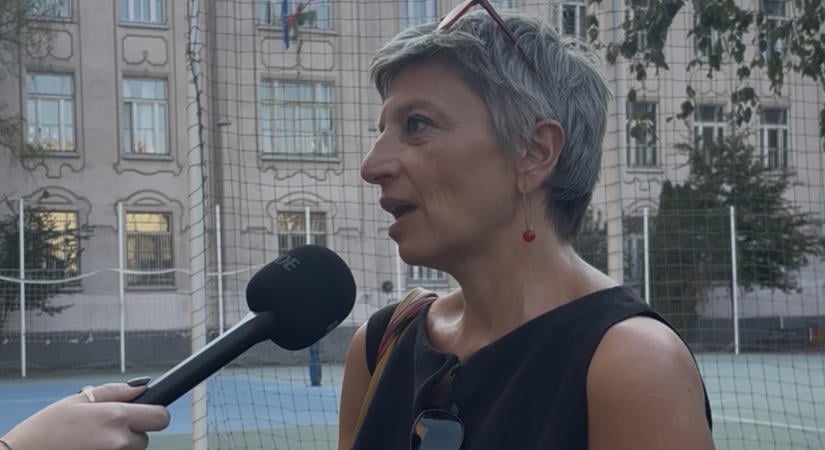 Tanítanék Mozgalom a tanárok feketelistázásáról: Volt, hogy az igazgató már az órarendet is megosztotta a pedagógussal, aki aztán kapott egy telefont, hogy „nem lehet”