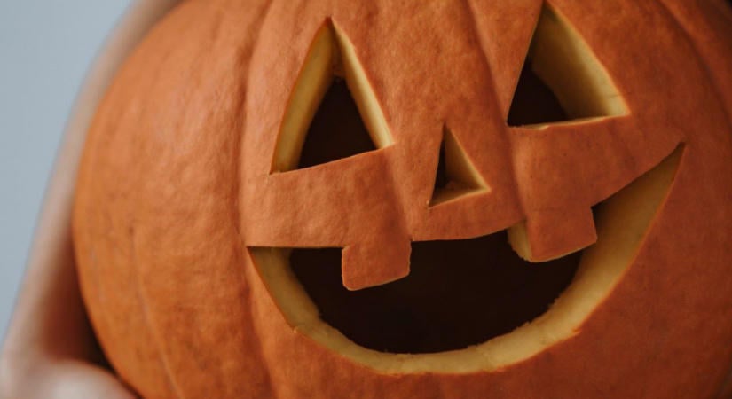 Halloween és tökfaragás, így kezelje a tököt, hogy hosszan díszítsen