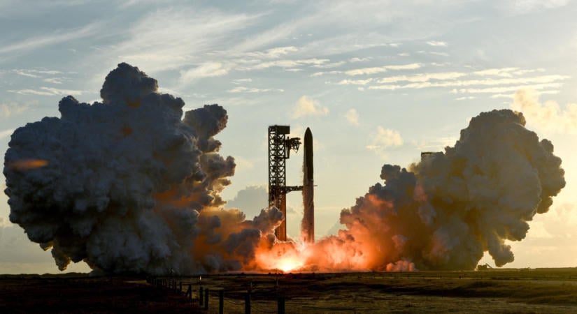 Szerverépítési pofonba szalad az AI piac Elon Musk szerint