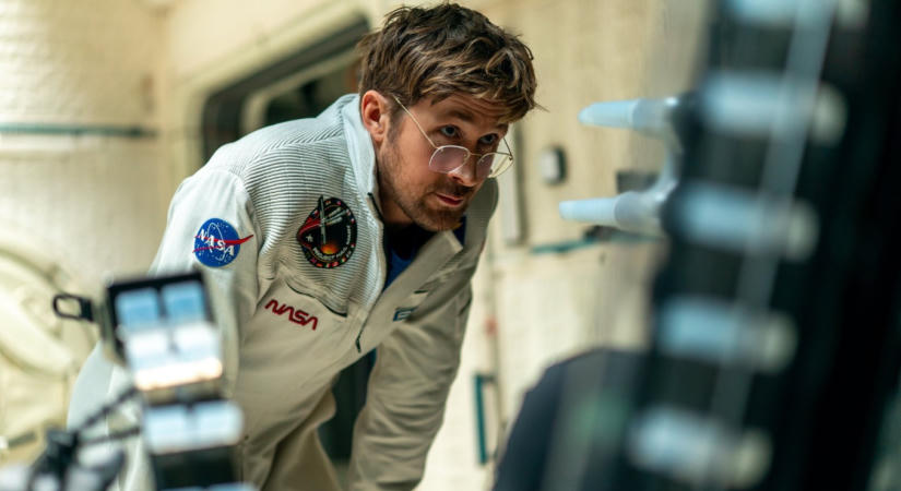10 év után 'kijavították' Ryan Gosling kezét, de ennek nem mindenki örül