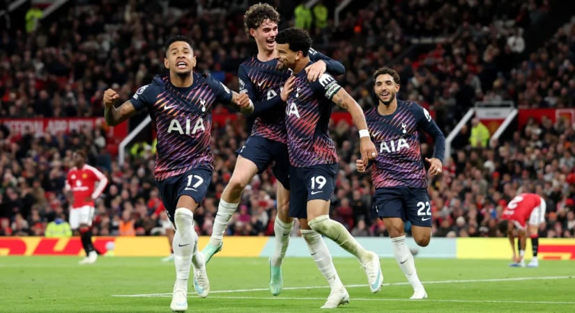 Nem volt szép, drámai annál inkább: a 92. percben, emberhátrányban egyenlített a Spurs az MU ellen