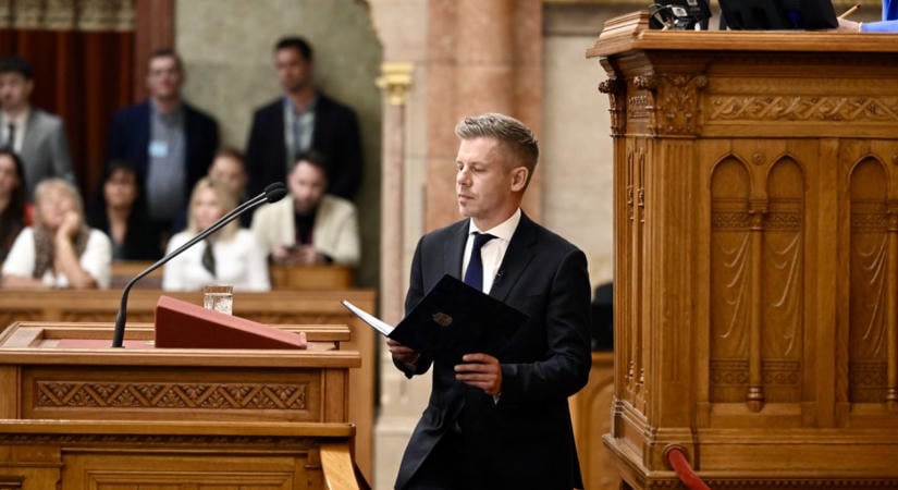 Az elemzők szerint a kormány hozta a kötelezőt a 2027-es költségvetéssel