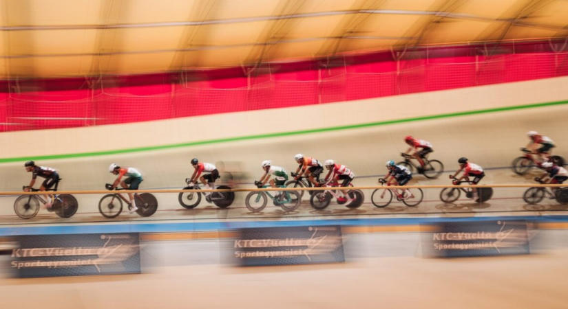 Rohantak a mentők: életveszélyes sérülés történt a budapesti GP-versenyen – Bejelentést tett a szövetség