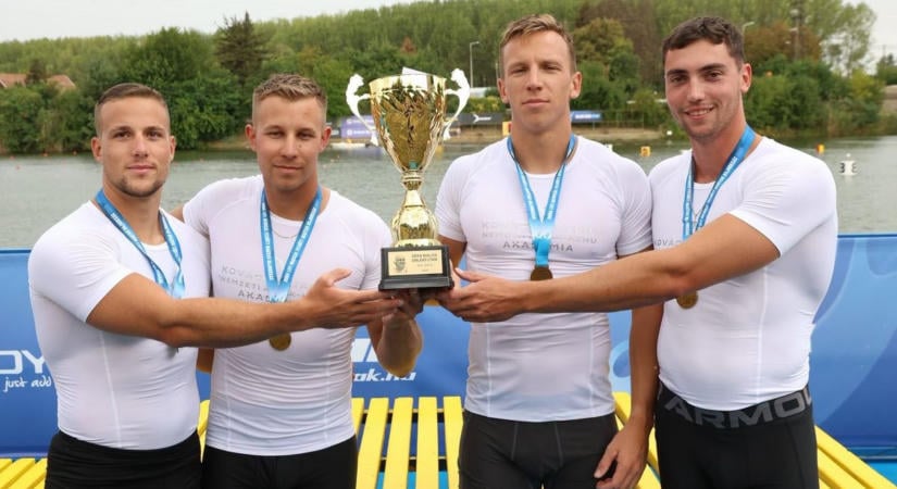 Bajnoki címek és dobogók mellett egy példás sportemberi tettre is büszkék
