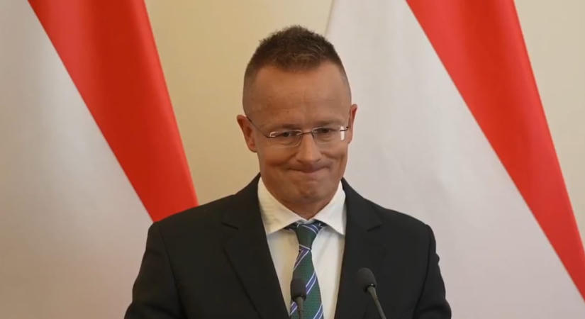 Szijjártó Péter kihátrált a Telex ellen indított peréből