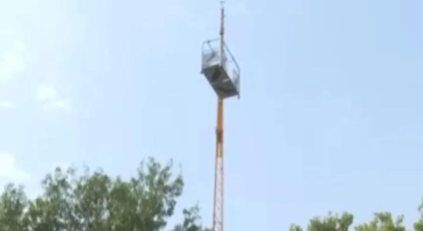 Egy szegedi fesztiválozónak a nyaka köré tekeredett a kötél a bungee jumpingon