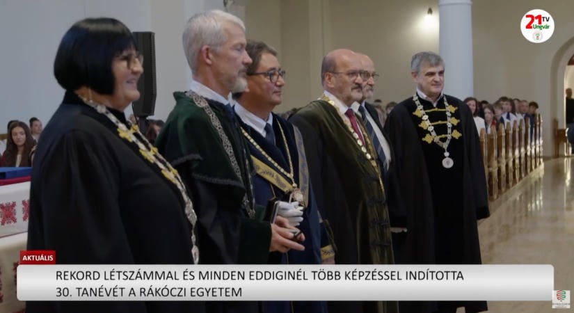 Aktuális (2026. 10. 03.) – Rekord létszámmal és minden eddiginél több képzéssel indította 30. tanévét a Rákóczi Egyetem