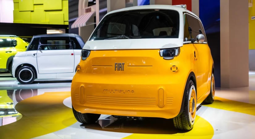 Ez lehet az olcsó megoldás: családi mopedautót készített a Fiat!