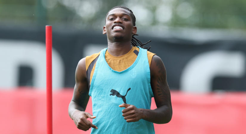 Eldőlt Rafael Leao jövője: a Galatasaray játékosa lett!