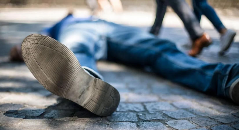 Vérző fejjel kért segítséget Békéscsabán, többen szó nélkül elmentek mellette