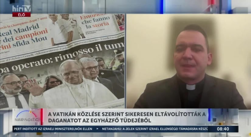 Sikeres műtéten van túl XIV. Leó Pápa
