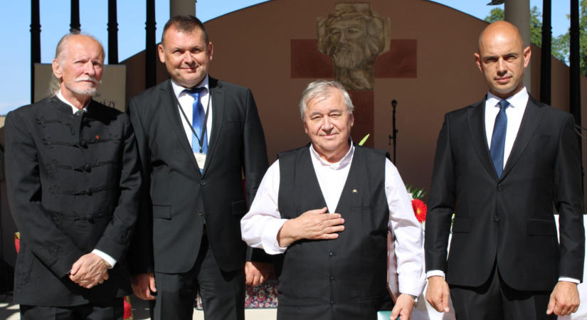 A hűség és a hit örökségét vitték tovább az idei Esterházy János Zarándoknapon