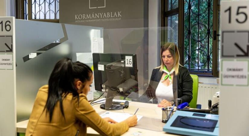 Október 1-jén zárva tart a földhivatal, több ügyintézés is szünetel